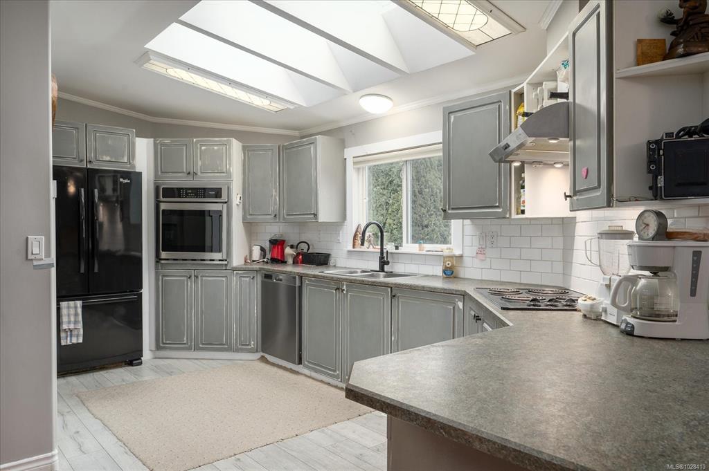 Fifth View of 3900 Merlin St, Deerwood Place, Nanaimo, BC, V9T 6B9