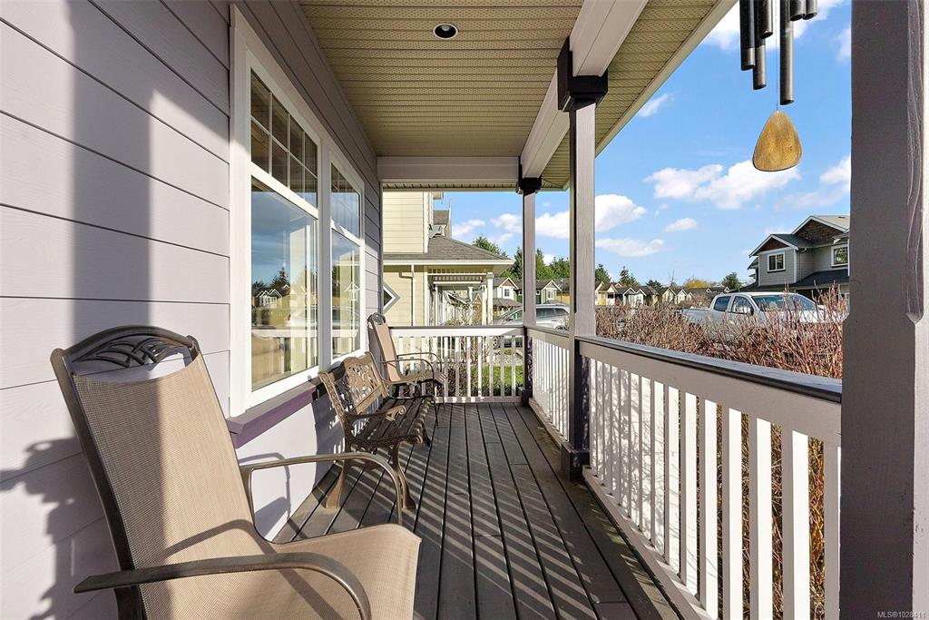 Third View of 126 Thetis Vale Cres, View Royal, BC, V9B 6S6