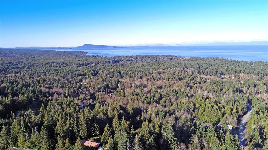 Second View of 575 Horne Lake Rd, Qualicum Beach, BC, V9K 1Z7