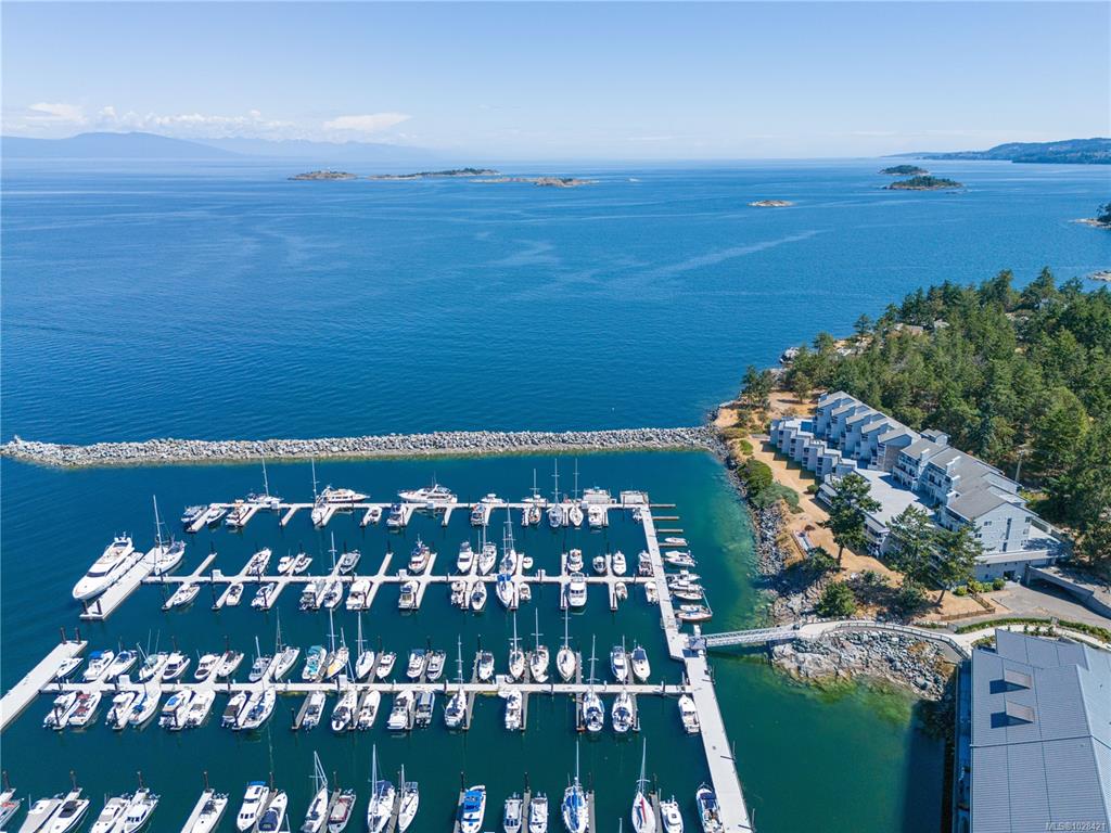 3555 Outrigger Rd, 1028421, BC,