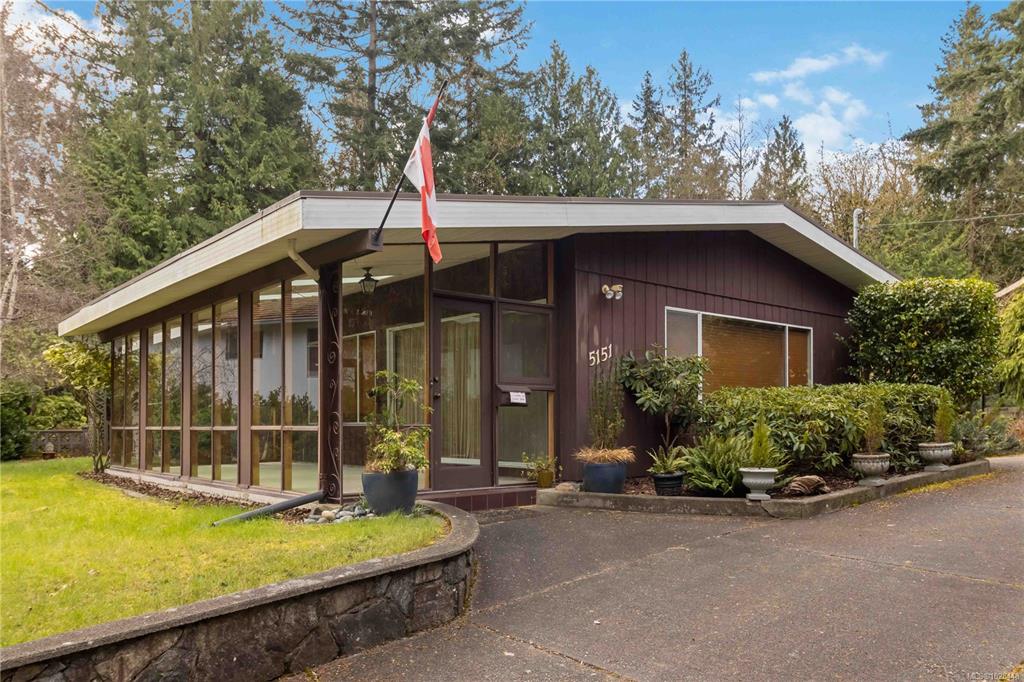 Fifth View of 5151 Beckton Rd, Saanich, BC, V8Y 2C2