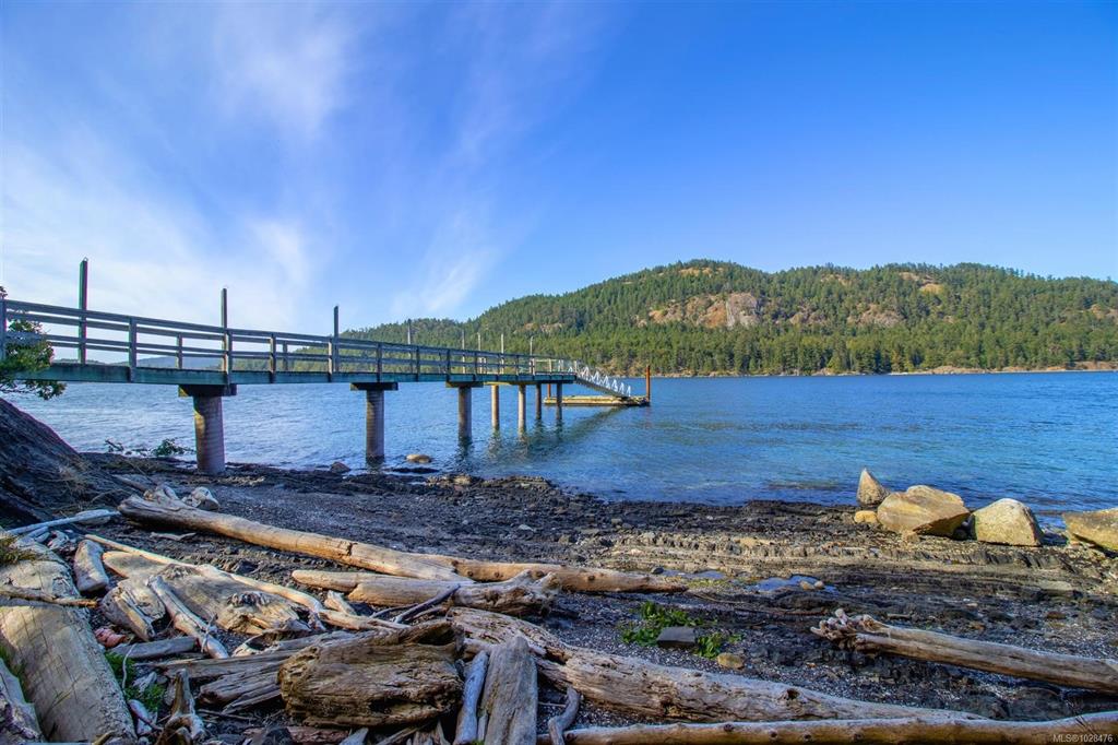 6903 Shark Rd, 1028476, BC,