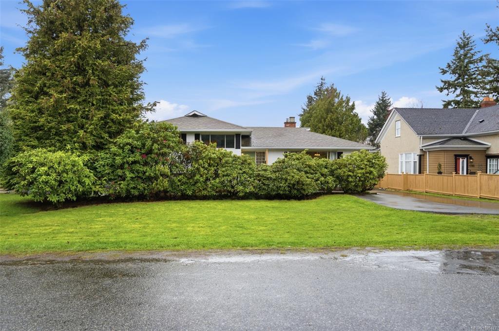 Fourth View of 1787 Penshurst Rd, Saanich, BC, V8N 2N6