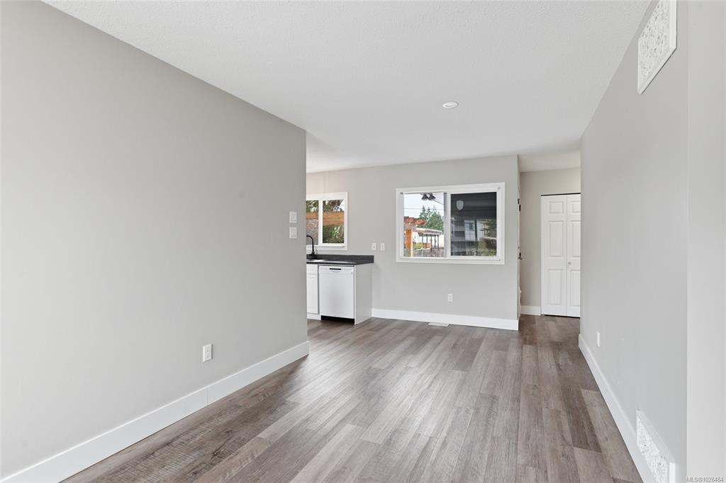 Fifth View of 3938 Anderson Ave, Port Alberni, BC, V9Y 5B4