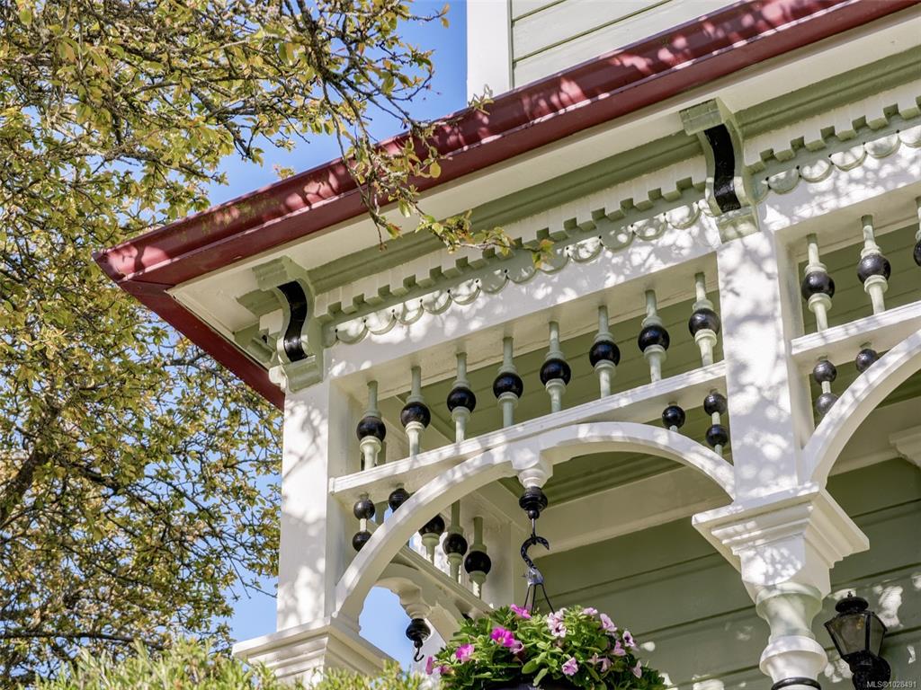 Third View of 2130 Ridge Rd, Victoria, BC, V8T 3E9