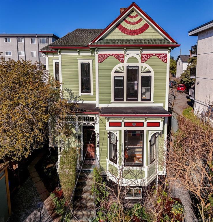 Fourth View of 2130 Ridge Rd, Victoria, BC, V8T 3E9