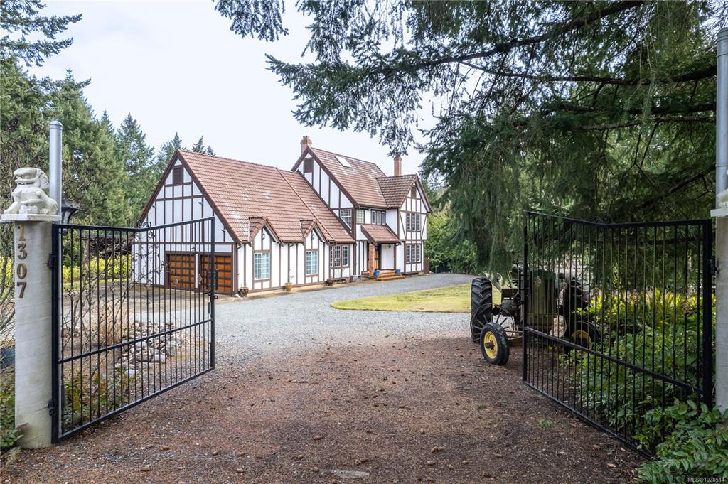 1307 Sylvia Pl, 1028514, BC,