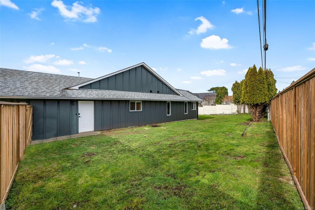 Fourth View of 1405 Malahat Dr, Courtenay, BC, V9N 8H3