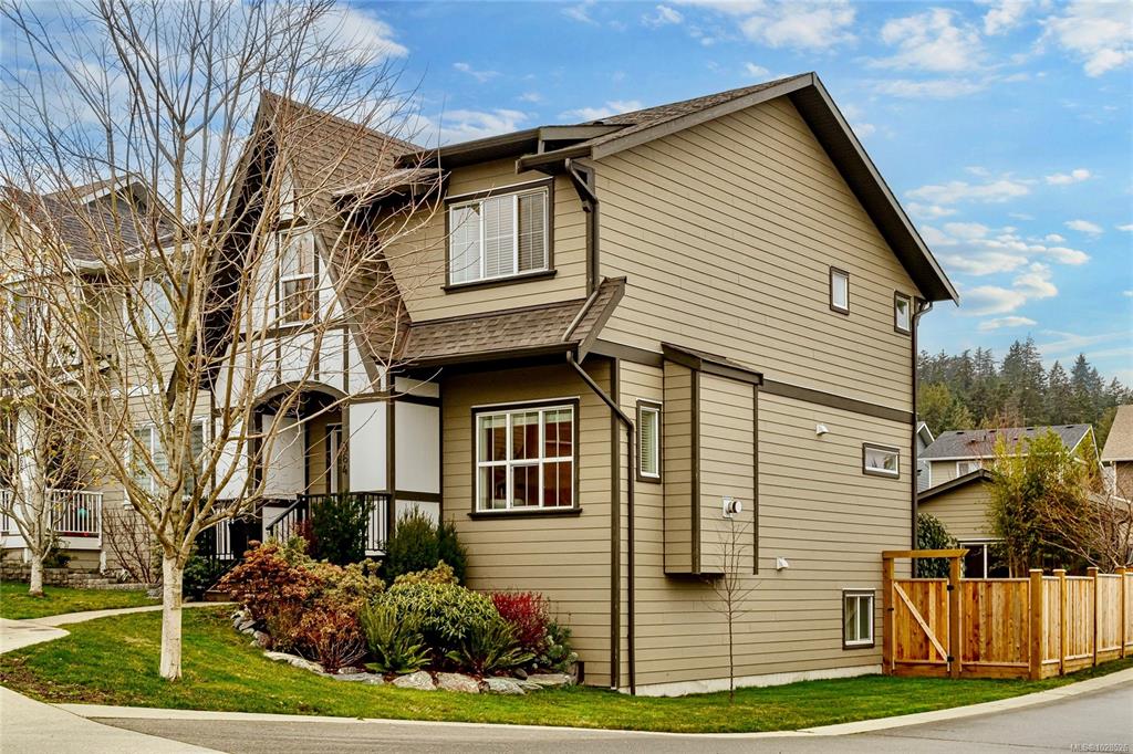 Third View of 364 Kestrel St, Colwood, BC, V9C 0L9
