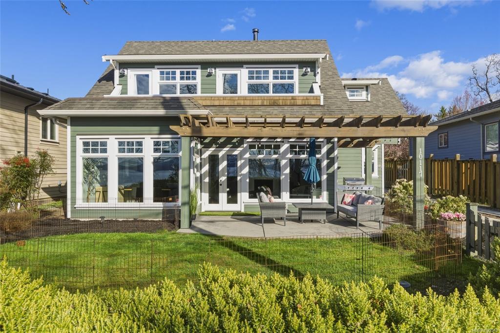 10117 West Saanich Rd, 1028548, BC,