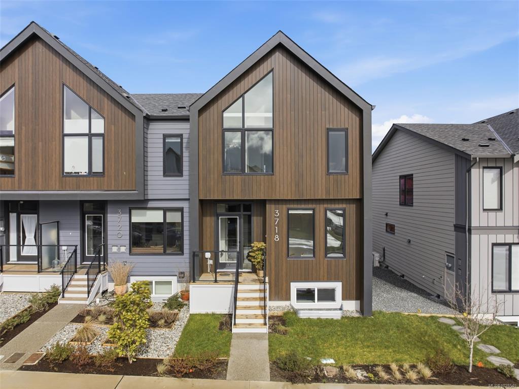 3718 Producers Way, 1028549, BC,