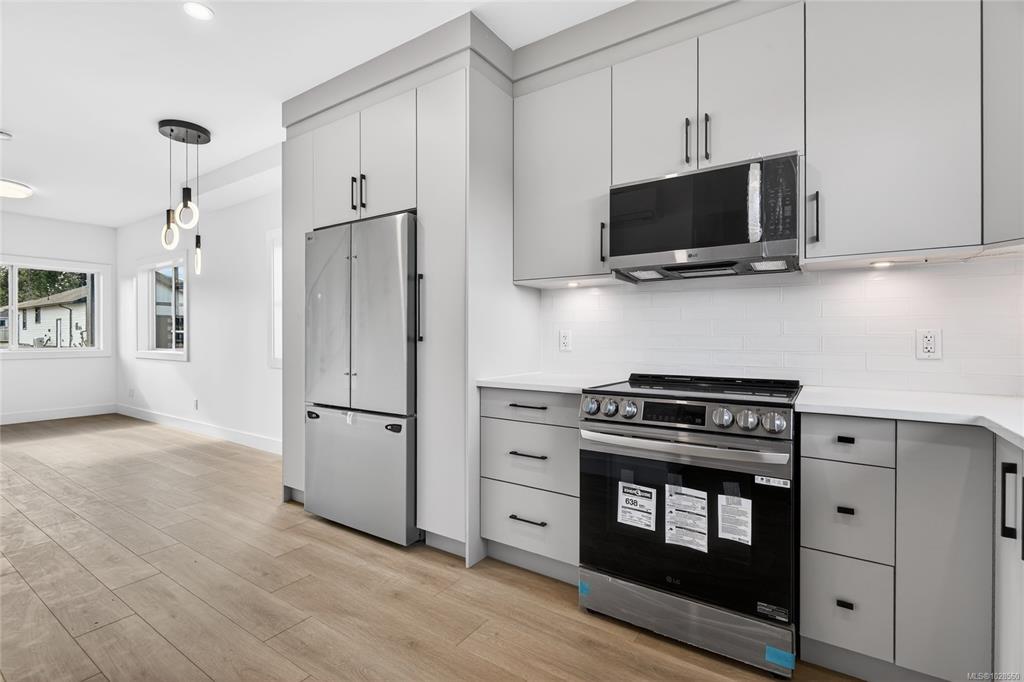 Fourth View of 704 Beaver Creek Blvd, Allure Townhomes, Campbell River, BC, V9H 0E9