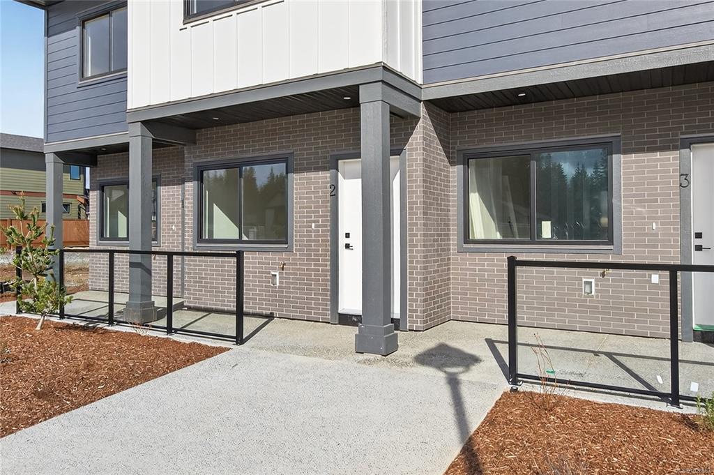 Third View of 704 Beaver Creek Blvd, Campbell River, BC, V9H 0E9