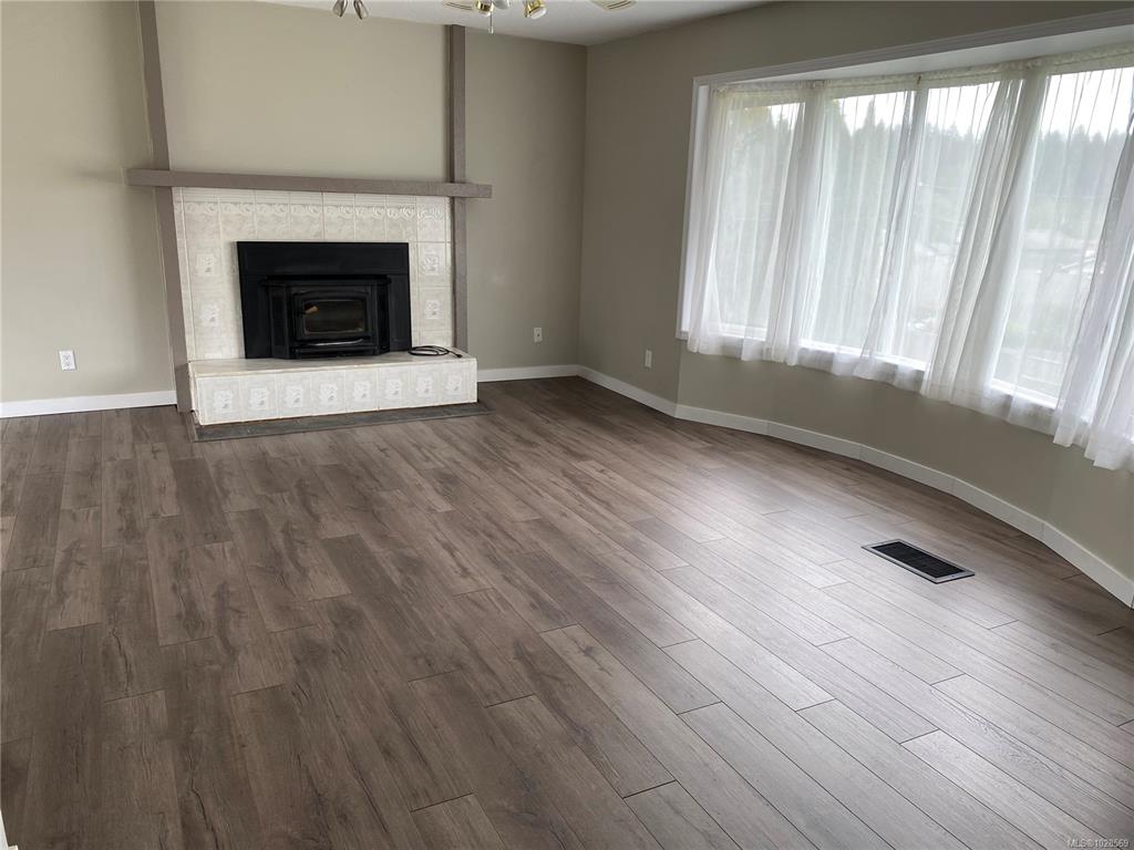 Third View of 531 Savary Cres, Campbell River, BC, V9W 6V7