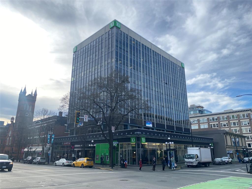 MLS® listing #30784929 for sale located at 1070 Douglas St