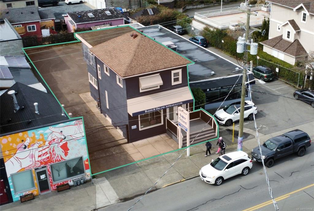 MLS® listing #30785601 for sale located at 1808 Cook St