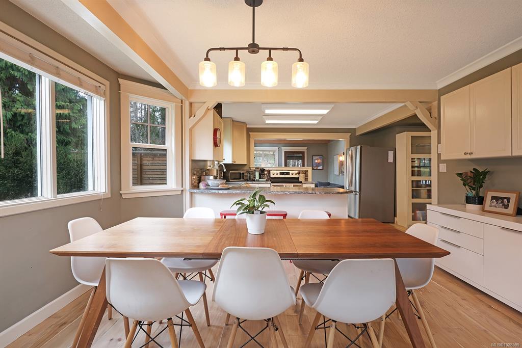 3775 Roy Creek Rd, 1028599, BC,