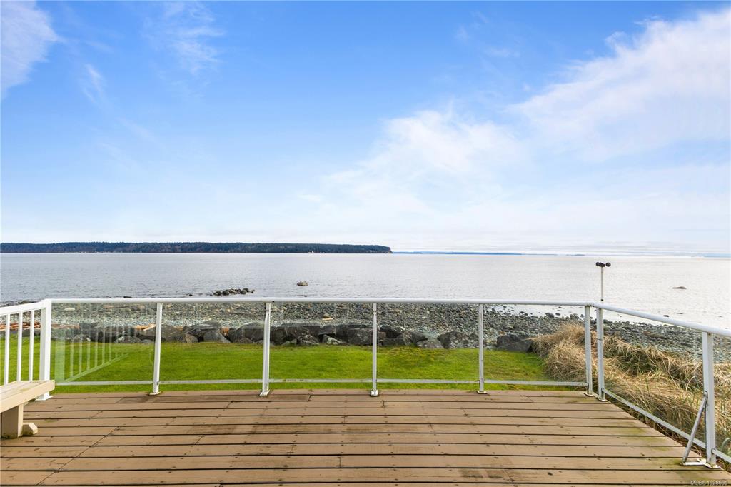 Fifth View of 1081 Island Hwy S, Campbell River, BC, V9W 1B4