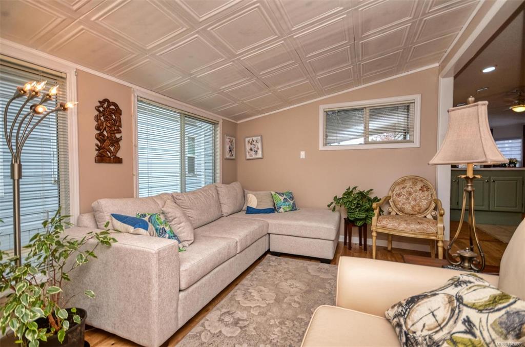 Fifth View of 7583 Central Saanich Rd, Central Saanich, BC, V8M 2B6