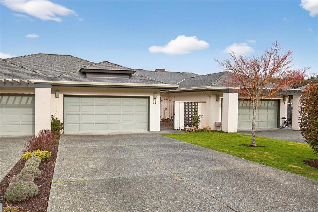 Third View of 4360 Emily Carr Dr, Foxbourough Hills, Saanich, BC, V8X 4Y4