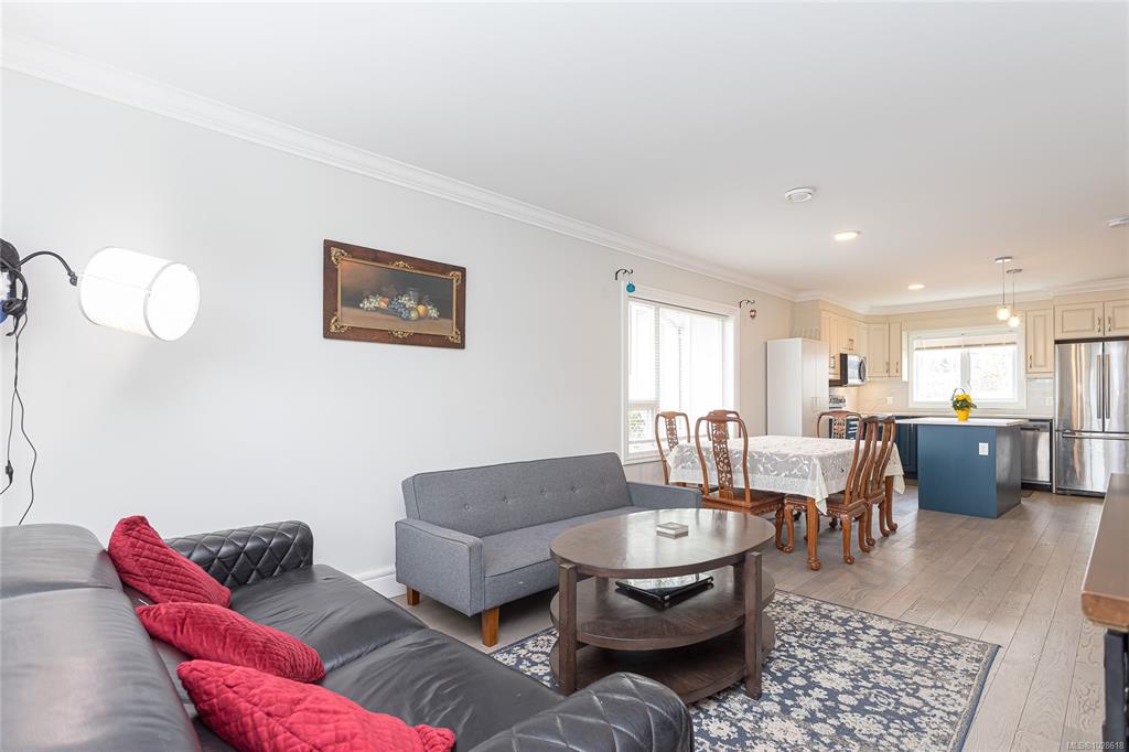 3248 Sherman Rd, 1028618, BC,