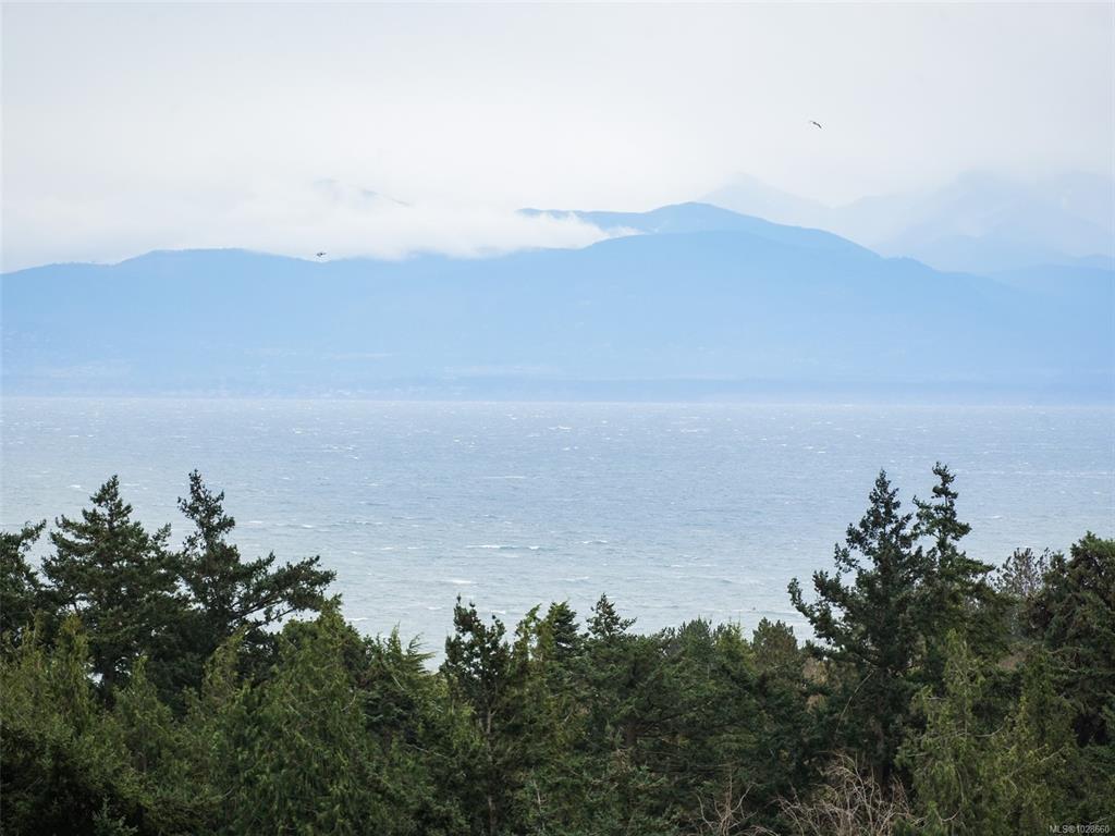 647 Michigan St, 1028660, BC,