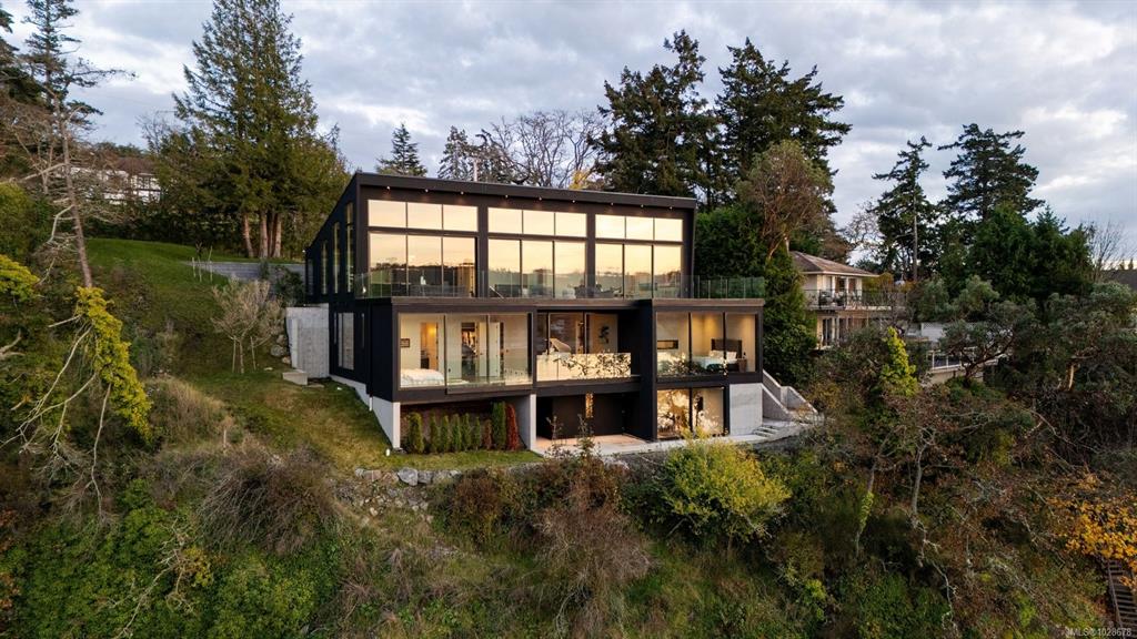 2701 Sea View Rd, 1028678, BC,