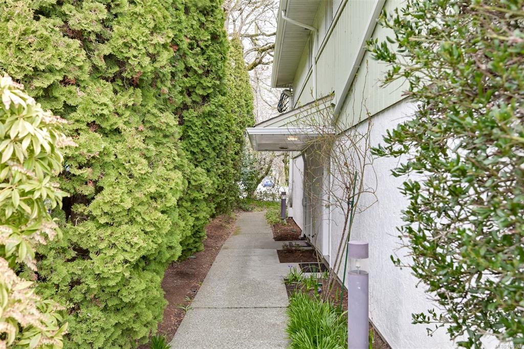 Third View of 724 Sea Terr, Victoria, BC, V9A 3R6