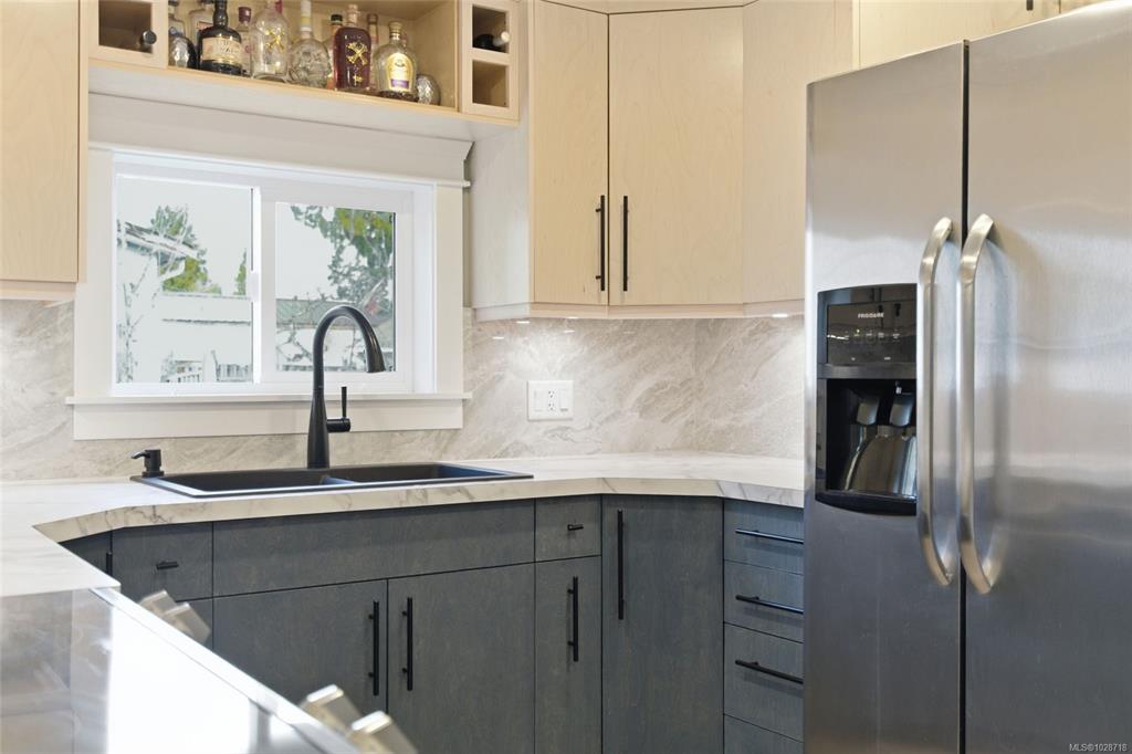 Fifth View of 740 Oakley St, Nanaimo, BC, V9S 1Z8