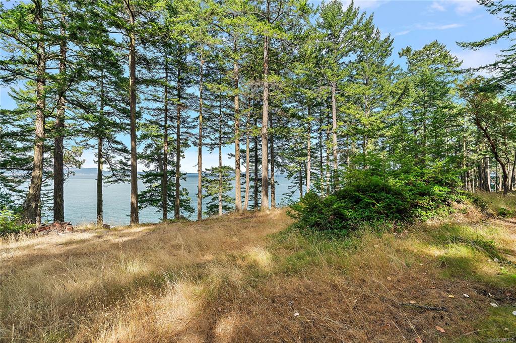 Fifth View of 1324 Greenleaf Lane, Sidney Island, BC, V8L 5Y9