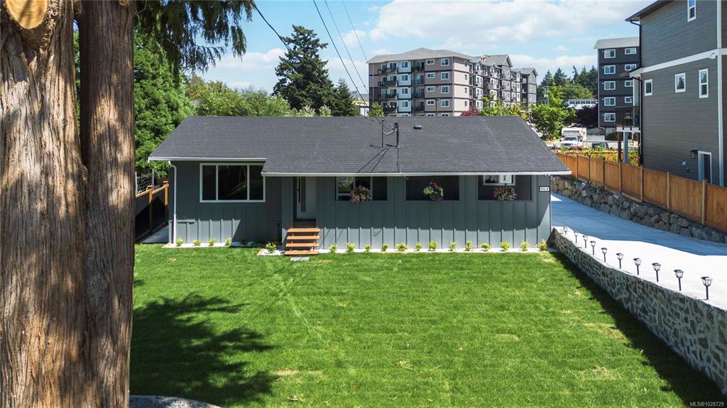 964 Loch Glen Pl, 1028729, BC,