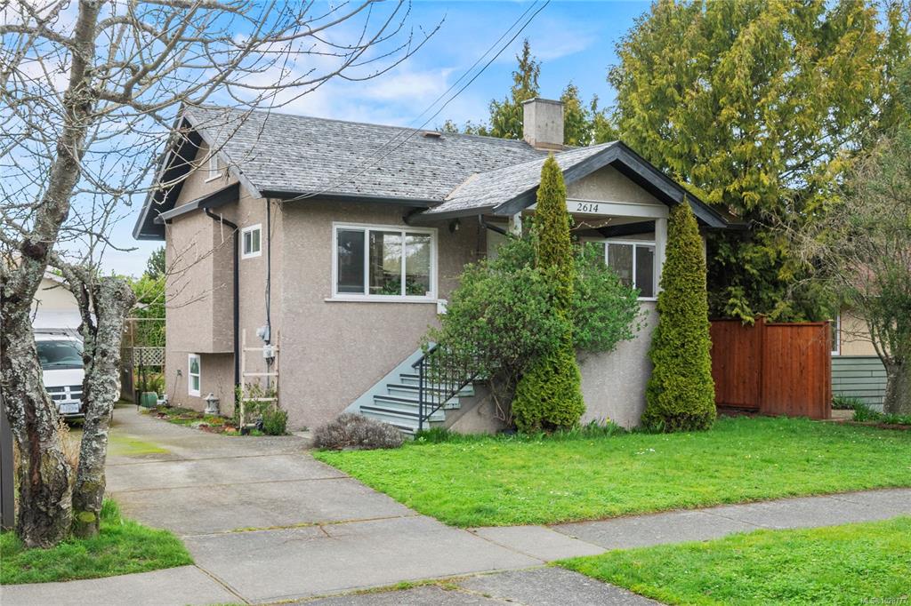 Third View of 2614 Scott St, Victoria, BC, V8R 4H9