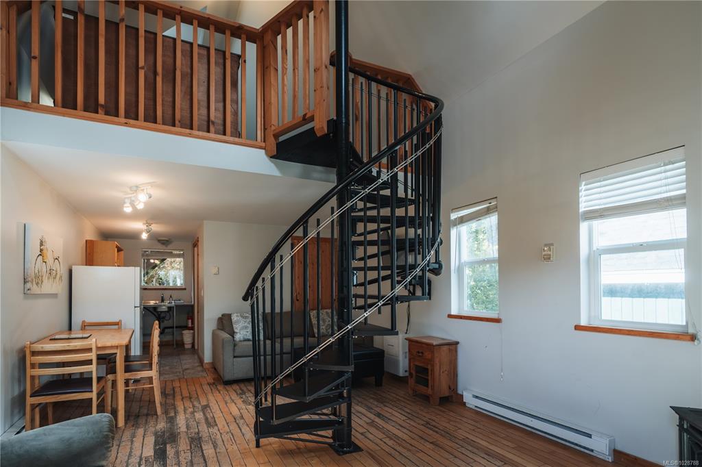 Fifth View of 1032 Tyee Terr, Reef Point Cottages, Ucluelet, BC, V0R 3A0