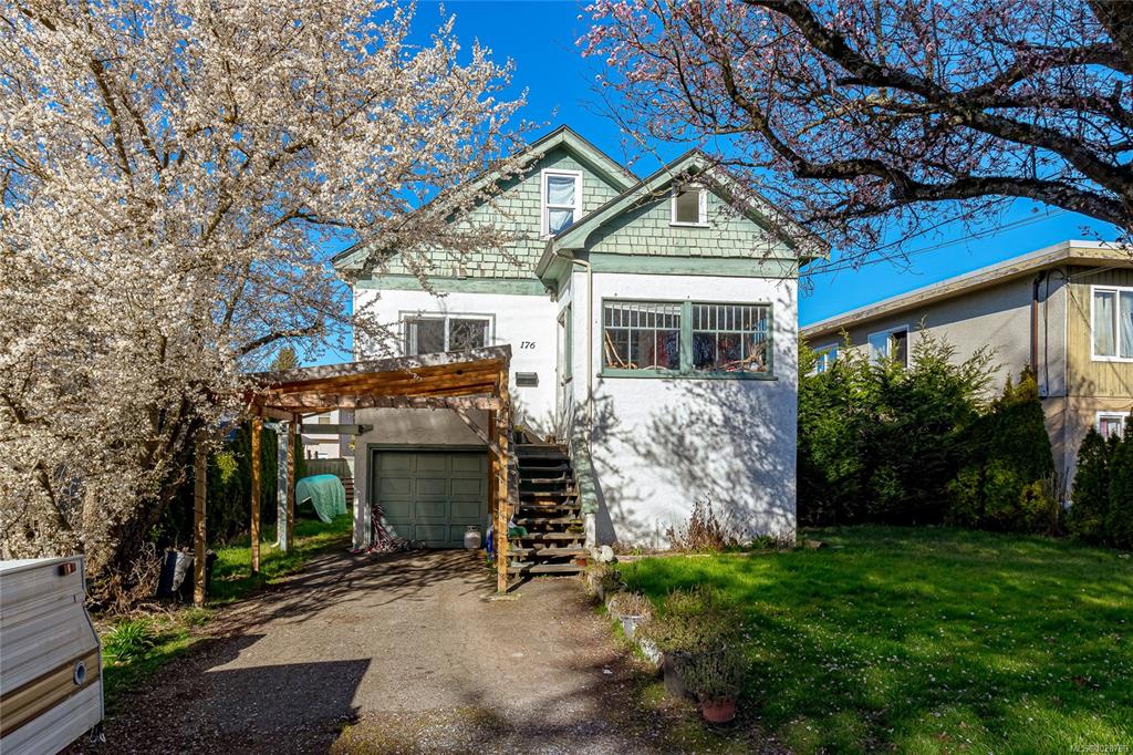 176 Regina Ave, 1028796, BC,