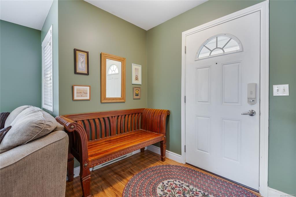 Fifth View of 225 Larwood Rd, Campbell River, BC, V9W 1S3