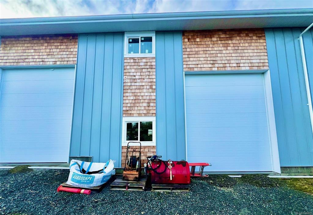 MLS® listing #30802378 for sale located at 1748 Alberni Hwy Sw