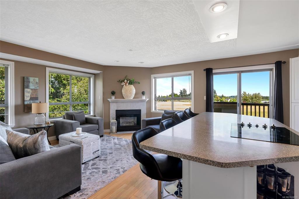 Fourth View of 7847 East Saanich Rd, Central Saanich, BC, V8M 2B4