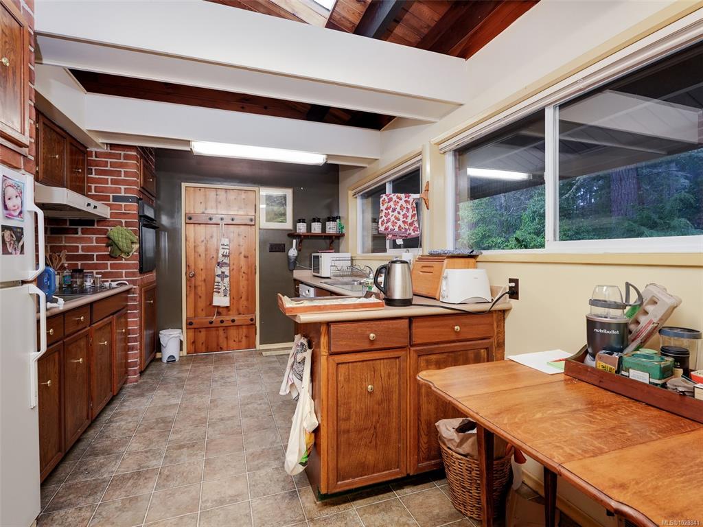 Fifth View of 2713 Sheringham Point Rd, Sooke, BC, V9Z 1G4