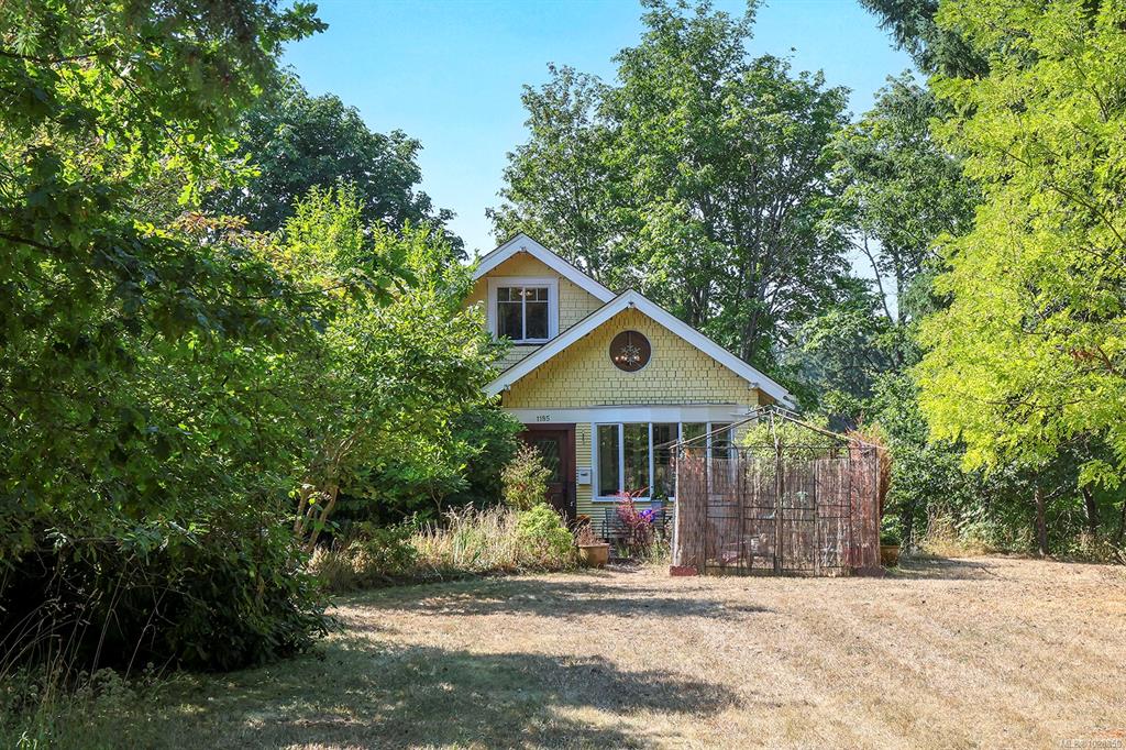 Fourth View of 1185 5th St, Courtenay, BC, V9N 1L7