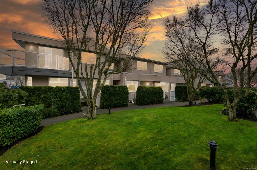 Second View of 478 Culduthel Rd, Uptown Mews, Saanich, BC, V8Z 1G1