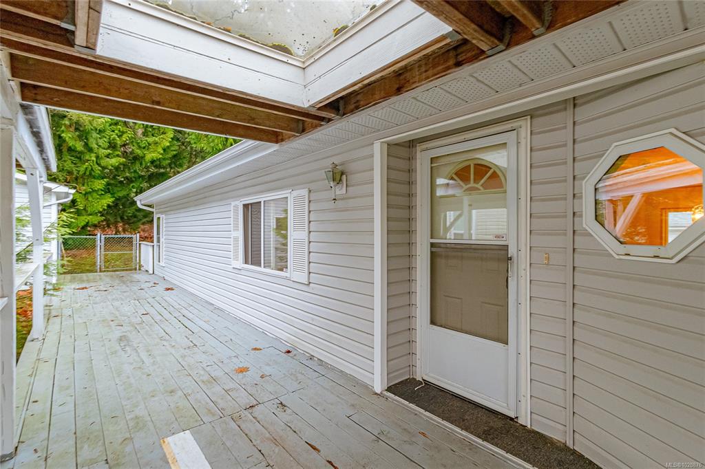 Third View of 2779 Stautw Rd, Central Saanich, BC, V8M 2C8