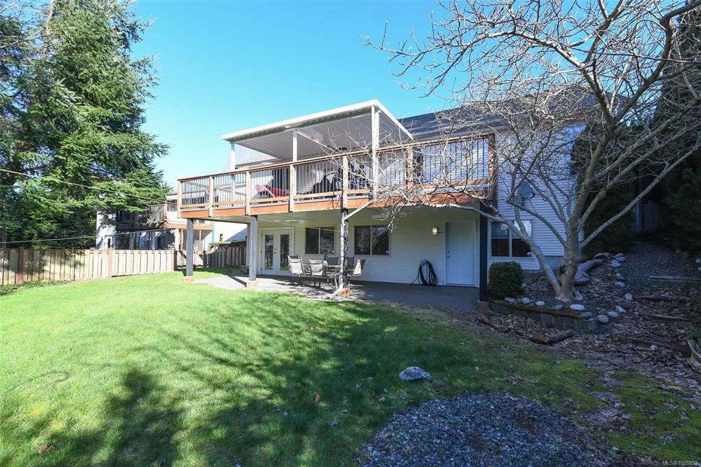 Fourth View of 2445 Valley View Dr, Courtenay, BC, V9N 8S5
