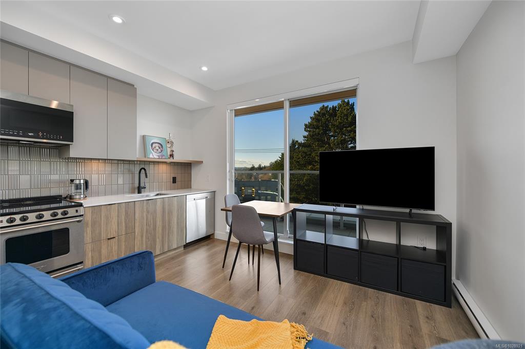 Third View of 1301 Hillside Ave, Sparrow, Victoria, BC, V8T 2B3