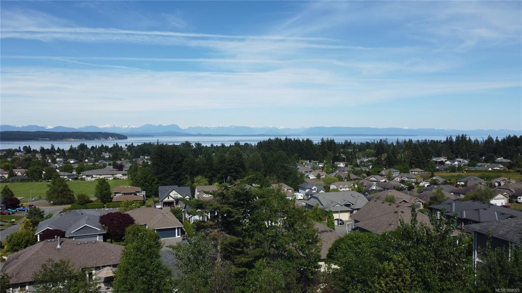 Fifth View of 678 Mariner Dr, Campbell River, BC, V9H 1V9