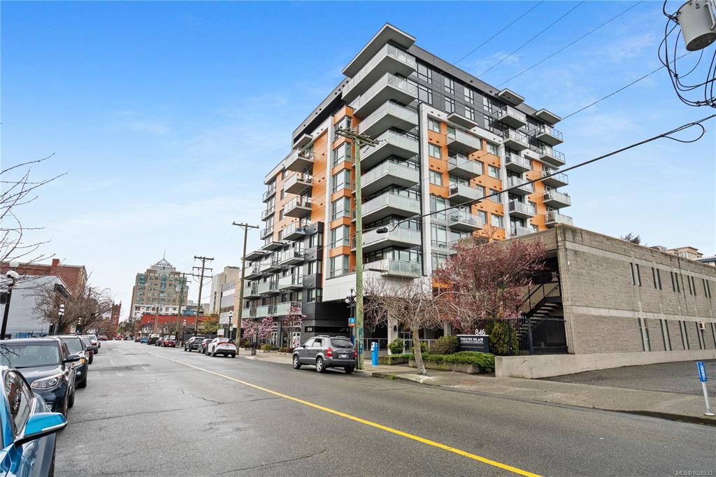 MLS® listing #30809494 for sale located at 838 Broughton St