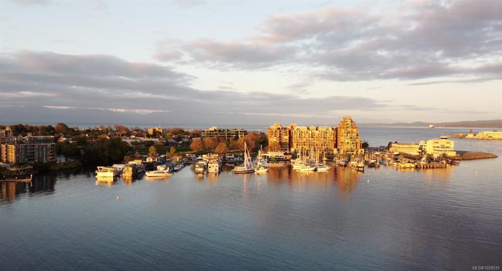 Second View of 21 Dallas Rd, Victoria, BC, V8V 4Z9