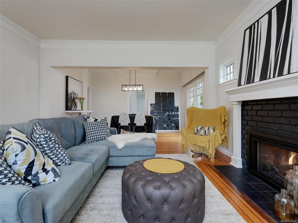 Fifth View of 435 Richmond Ave, Victoria, BC, V8S 3Y3