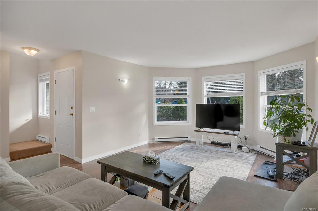 Fifth View of 532 Hilchey Rd, Campbell River, BC, V9W 8E6