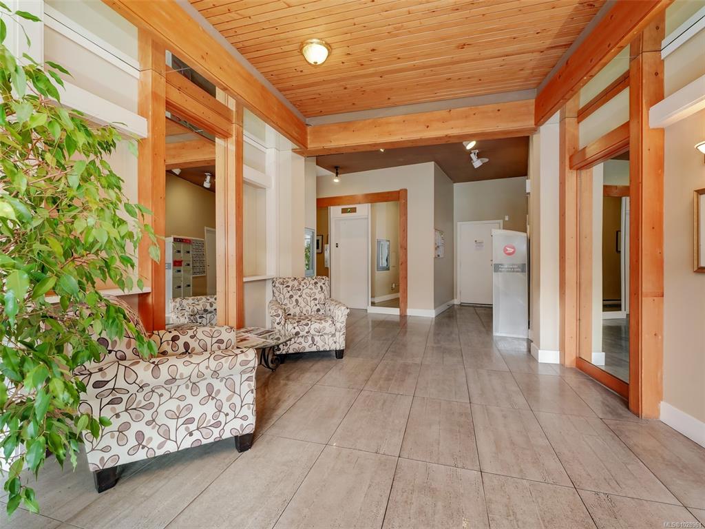 Third View of 1419 Stadacona Ave, Victoria, BC, V8S 5J3