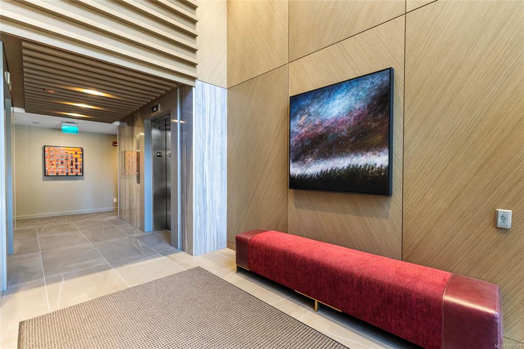 Fourth View of 550 Michigan St, Victoria, BC, V8V 0G3